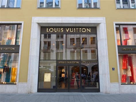 düsseldorf louis vuitton|Louis Vuitton münchen germany.